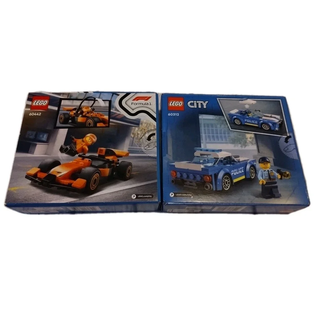 LEGO City McLaren‎ F1 Race Car Toy with Driver Minifigure Police Car